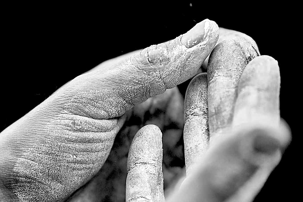 How To Reduce Chalk Dust In Your Gym